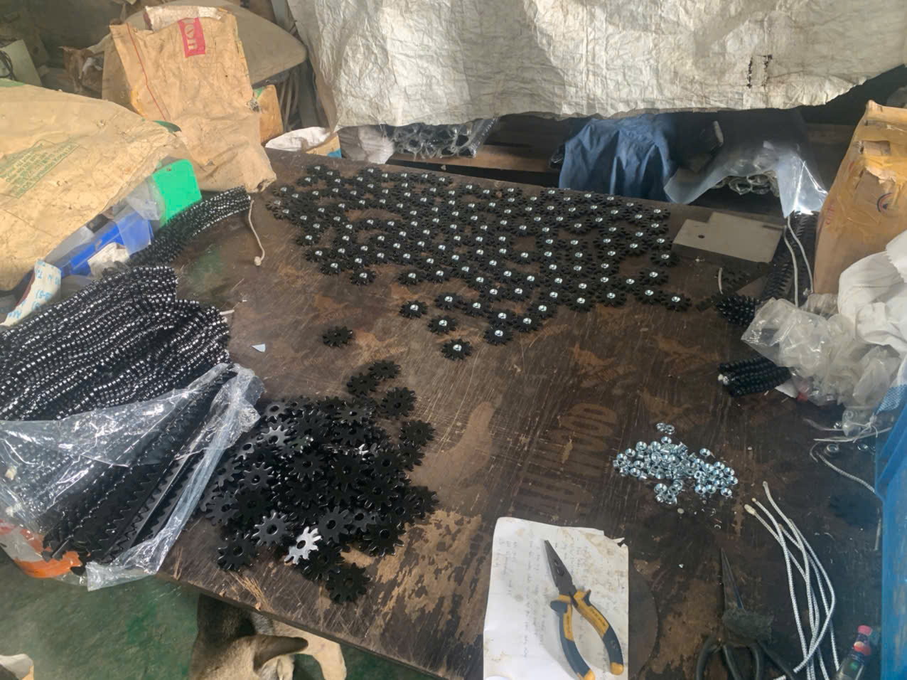 Packaging table.jpg